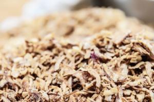 Quality Yellow gold Dried 30*50mm Crispy Fried Onion wholesale