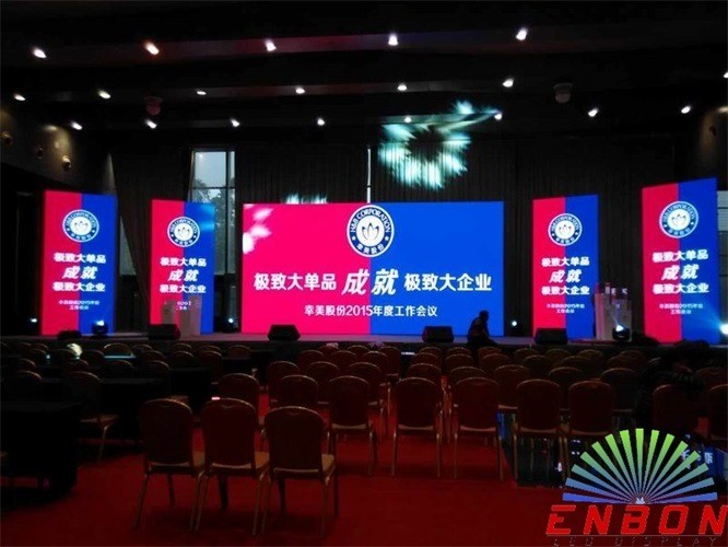 Waterproof IP65 Rental LED Display P4.81 500 x500 mm cabinet Advertising Screens Brightness 6500 Nits