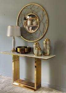 Quality Metal Entryway Hallway Console Table Multipurpose Marble Top Gold Ornate wholesale