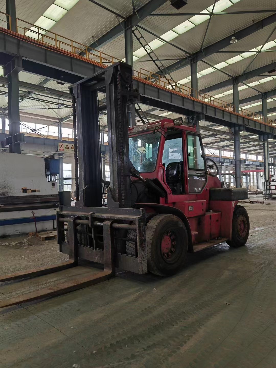 13.5ton Large Forklift Used Heli CPCD135 Forklift 13500KG Capacity
