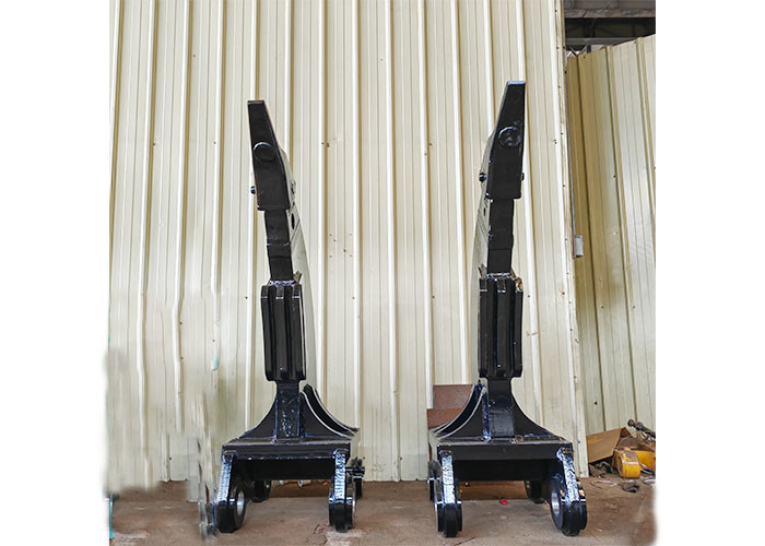 Q355B Excavator Ripper High Effective Tool For Loosening Soil Sand Stone