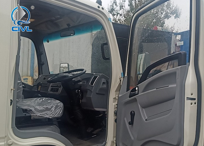 4x2 Light Cargo truck 3tons Mini Howo 4 x 2 Light Duty Commercial Trucks fence lorry truck