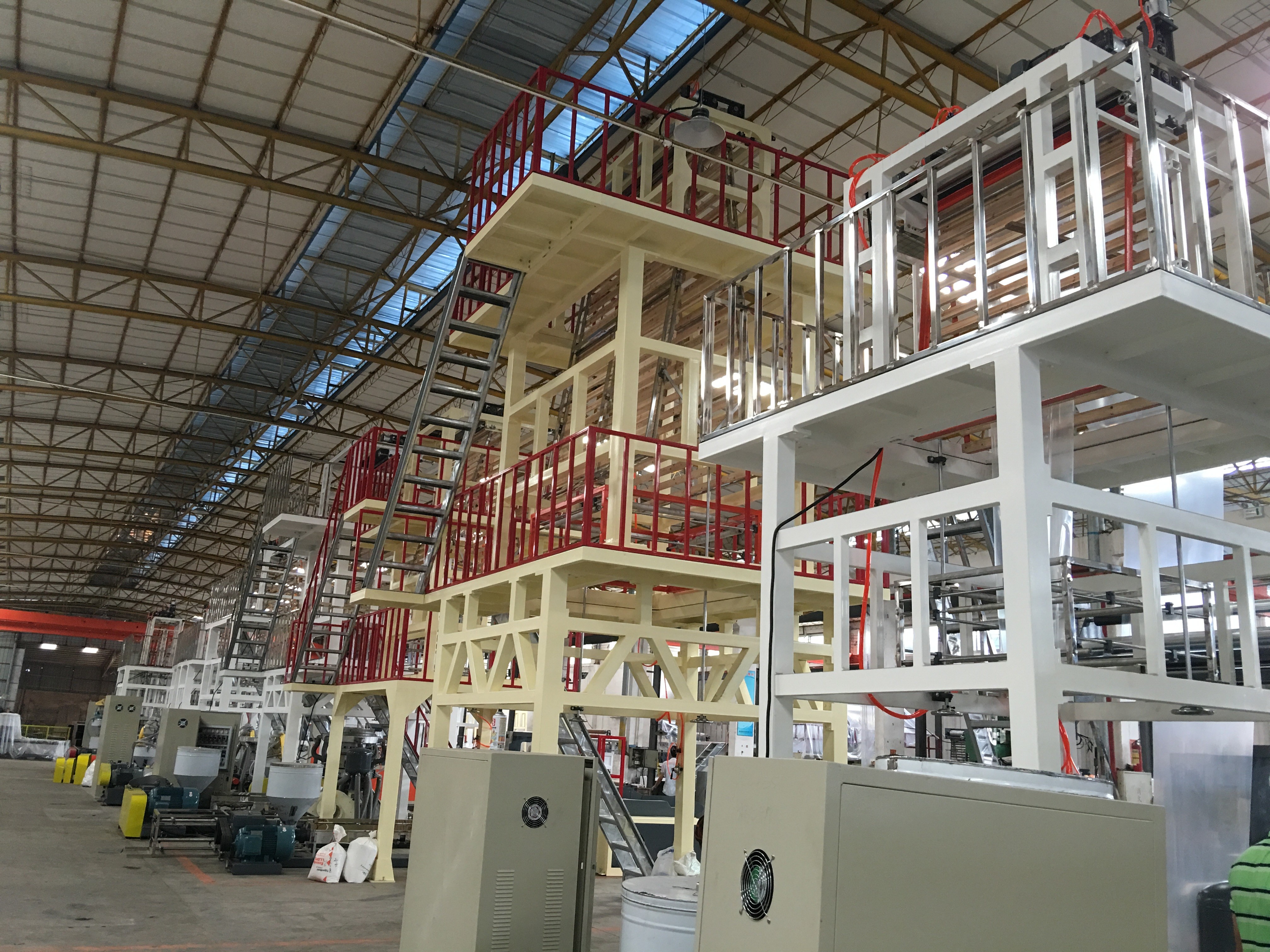 Nylon Blown Plastic Film Extrusion Machine 11-110KW
