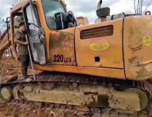 Quality secondhand korea hyundai chain korea excavator 225-7/220-5 korea hyundai crawler excavator with good quality wholesale