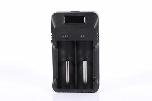 Quality Ni-MH 2 Bay Battery Charger , 18650 Digital Battery Charger 4.2V Output Power With LCD Display wholesale