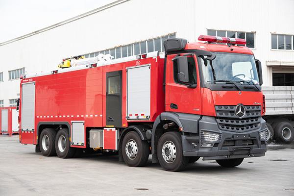 Mercedes-Benz 8X4 Water Foam Fire Fighting Truck Good Price Specialized Vehicle