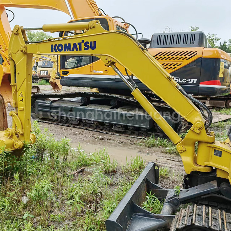 Second-hand Komatsu PC35 Excavator Original from 0.11m3 Bucket Capacity
