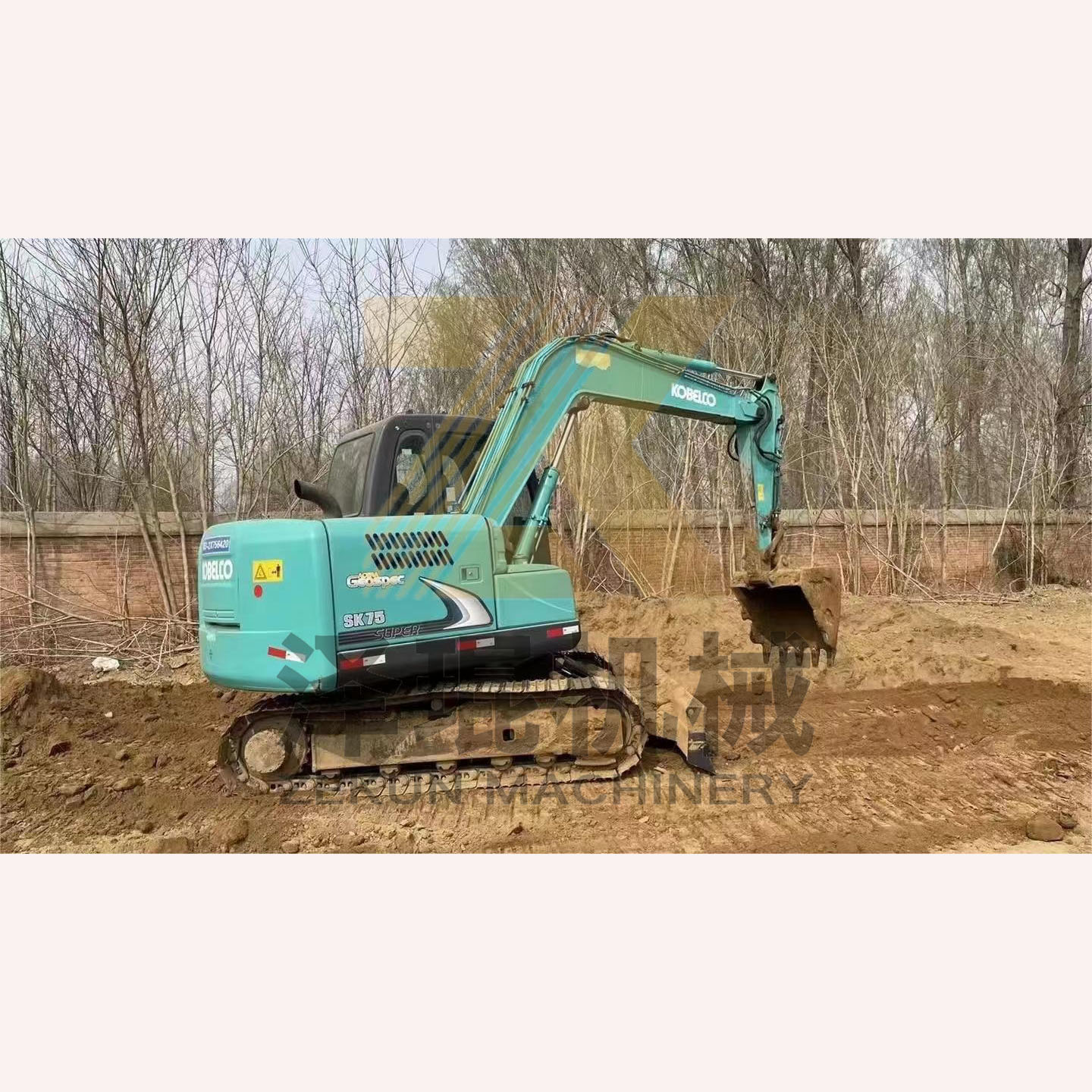 4001-6000 Working Hours Used Kobelco SK75-8 SR Excavator for at Shanghai Auctions