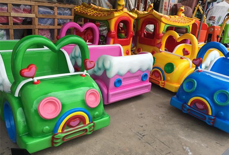 Colorful Kiddie Train Rides Chasing Car Type With 40 M Steel Track
