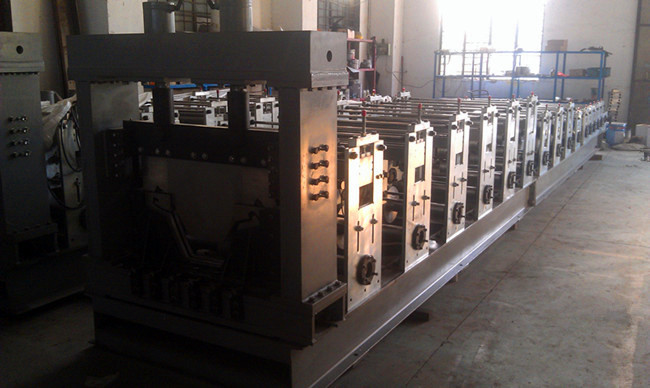YX206-610 K-Span Arch Roll Forming Machine For 0.6-1.5mm Color coil or Galvanized coil  