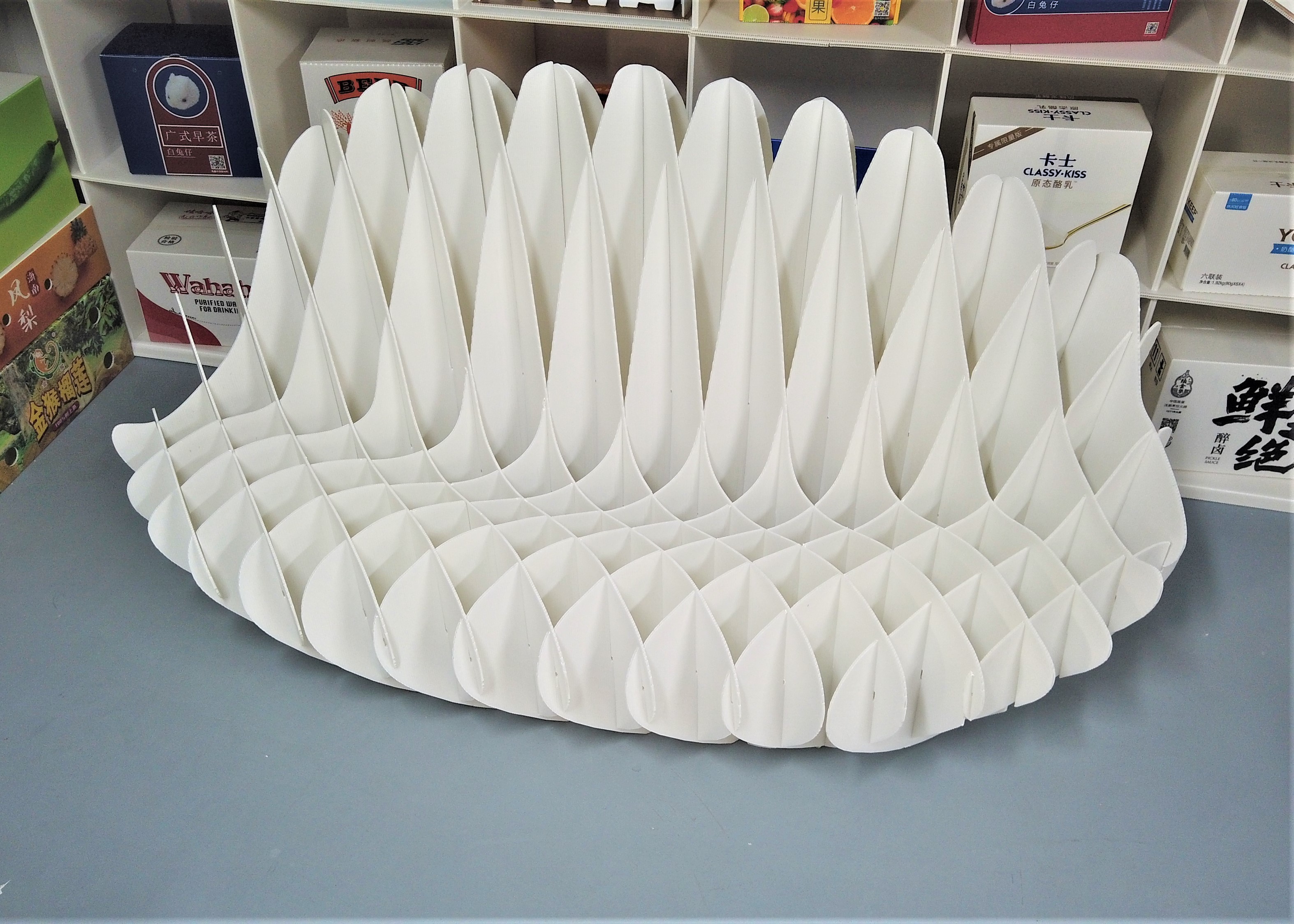SGS PP Composite Corrugated Plastic Furniture Tables Anti Mold