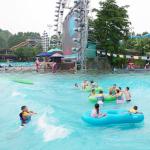 Weather Resistance Outdoor Wave Pool System Playground Customizable