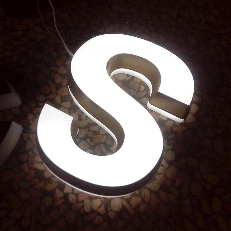 Customized Led Channel Letters Outdoor Store Signage 3d Illuminated Acrylic Logo Sign