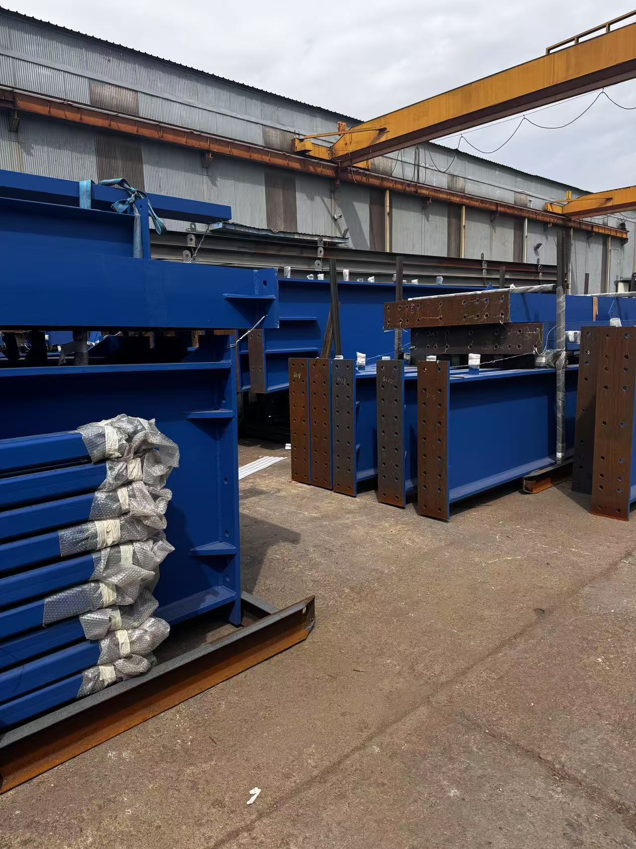 Customized High Strength Pre-Engineered Industrial Construction Solution Modern Design Steel Structure Workshop Factory Building