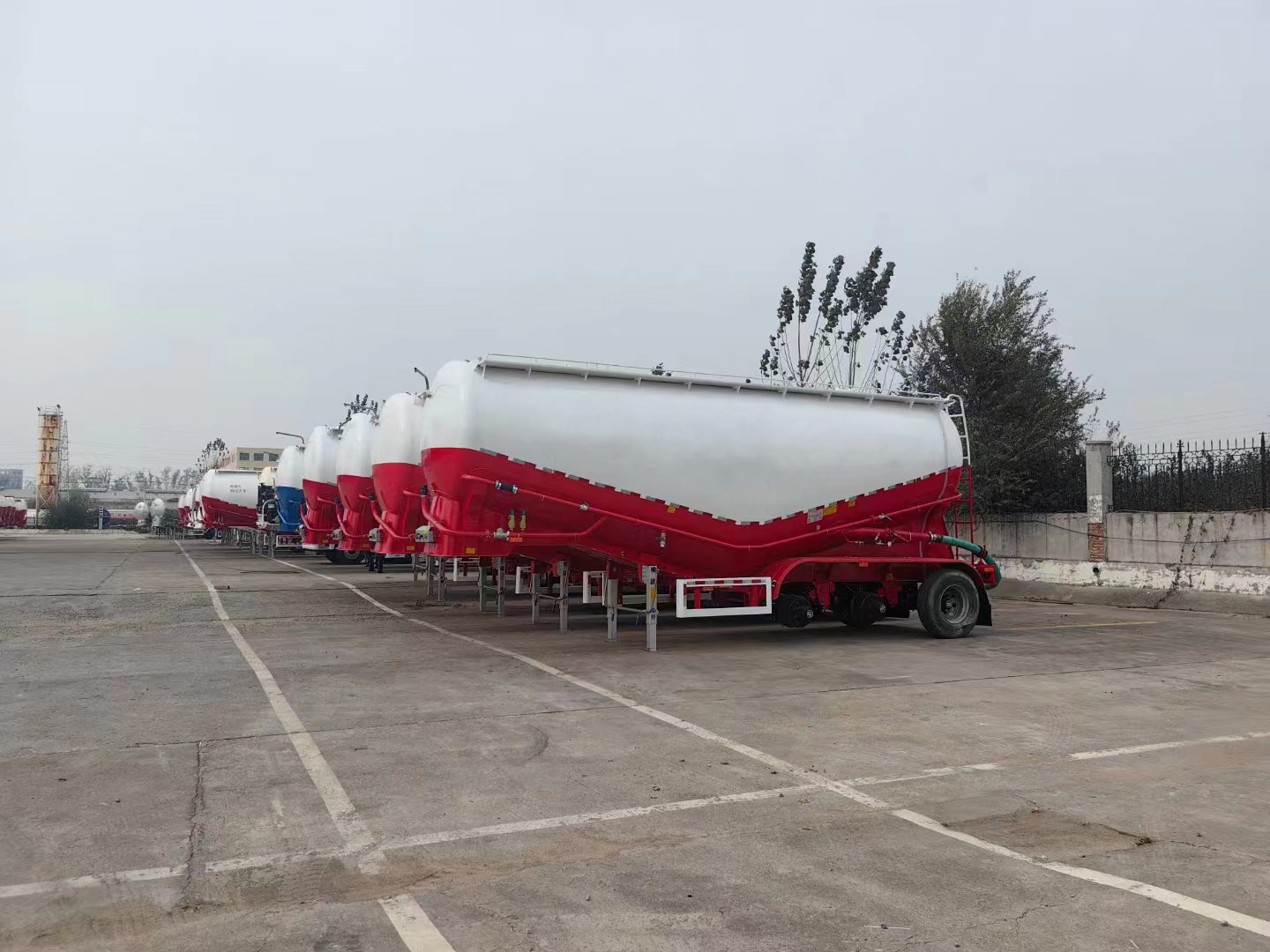 Cement Bulk Truck Trailer 45 Cubic Metre Bulk Cement Fly Ash Tanker Trailer