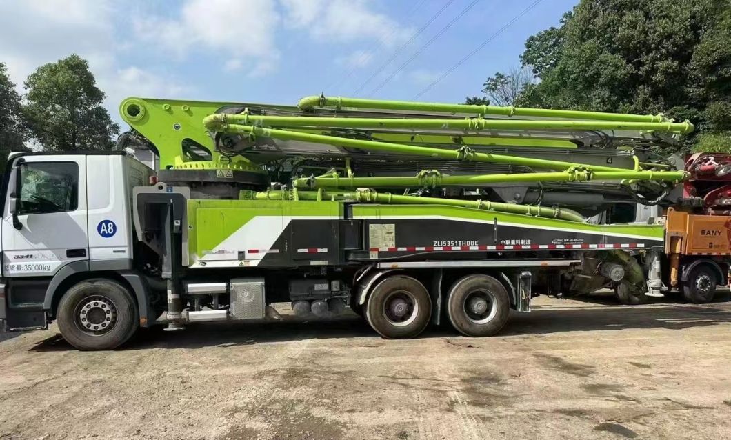 2020 Zoomlion 52m Concrete Pump Truck with Mercedes Benz Chassis Concrete Boom Pump