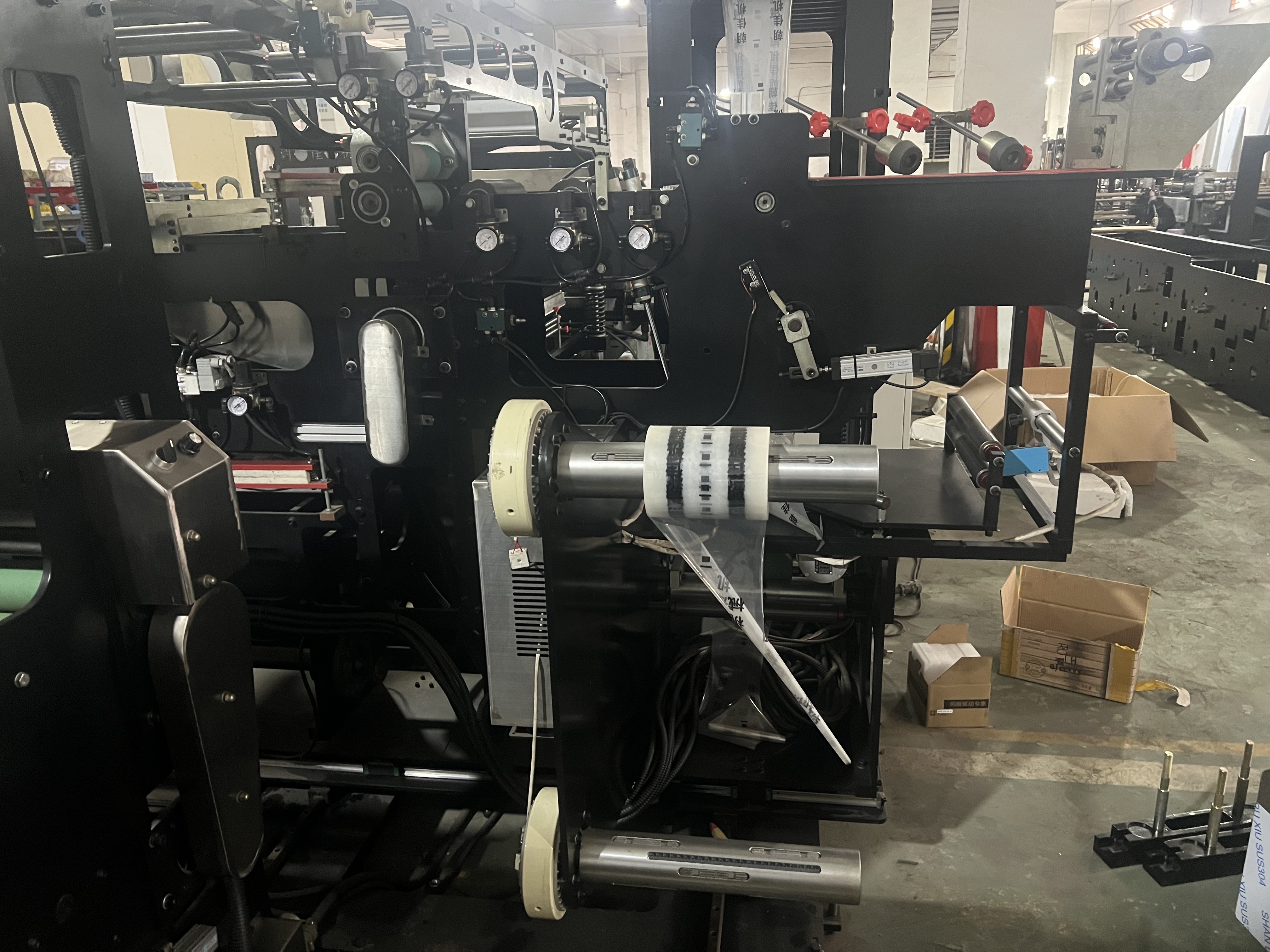 30-100pcs/Min Flat Bottom Pouch Making Machine Plastic Bag Making Machine