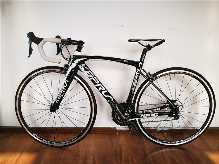 High grade fashion style colorful carbon fiber 27 inch 700C road bike/bicycle made in China