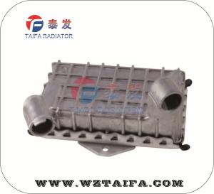 Quality 6061800365 Mercedes Engine Oil Cooler Metal Color ISO9001 / TS16949 Approved wholesale