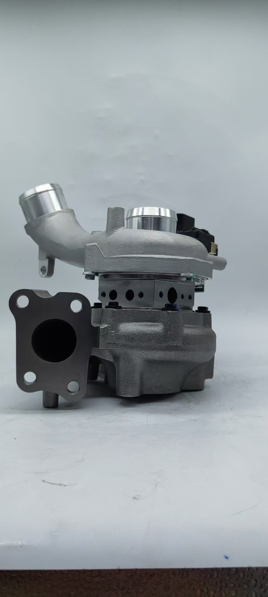 BV45 14411-5X30A 144115X30A Turbocharger with Electronic Actuator for Nissan Yd25ddti