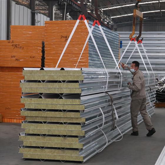 Heat Insulation Fireproof Rock Wool Sandwich Panel Roof Panel For Prefabricated