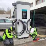 Mobile App Payment Ev Charging Station With 5m Charger Cable