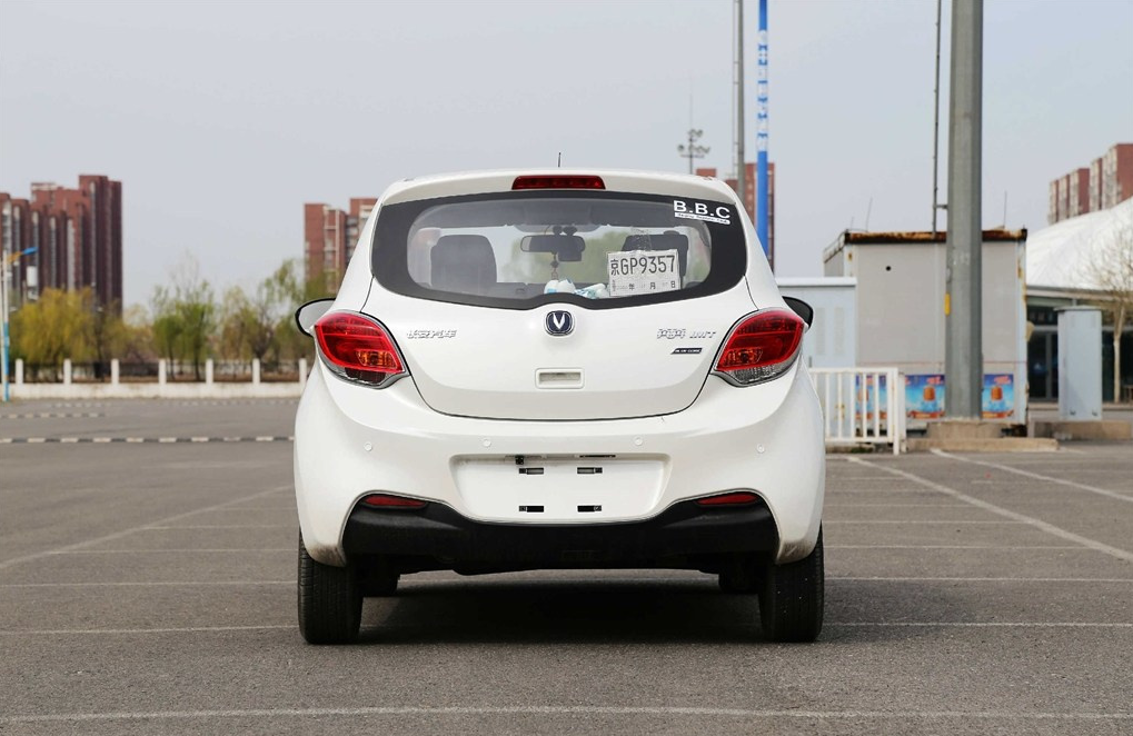 2023 Changan Benben E-star Electric Car 0km Ev Car 310km Full Version Sale and Efficiency with Electric Motor Power Type
