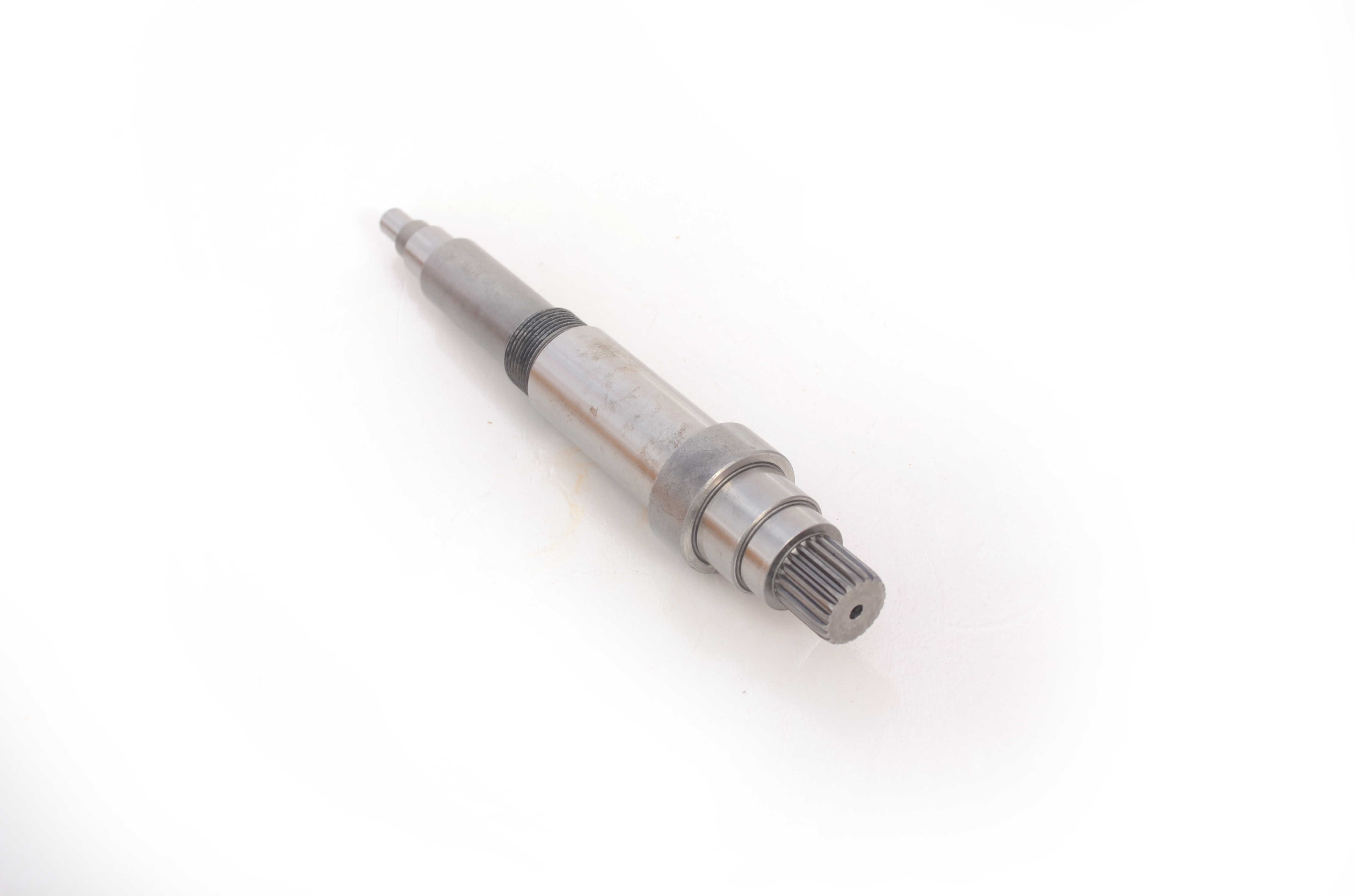 Quenching Electric Motor Drive Shaft 20CrMnTiH 1.2kg Shaft Heat Treatment