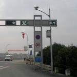 Road Crossing Hot Dip Galvanized Traffic Light Pole with Traffic Sign