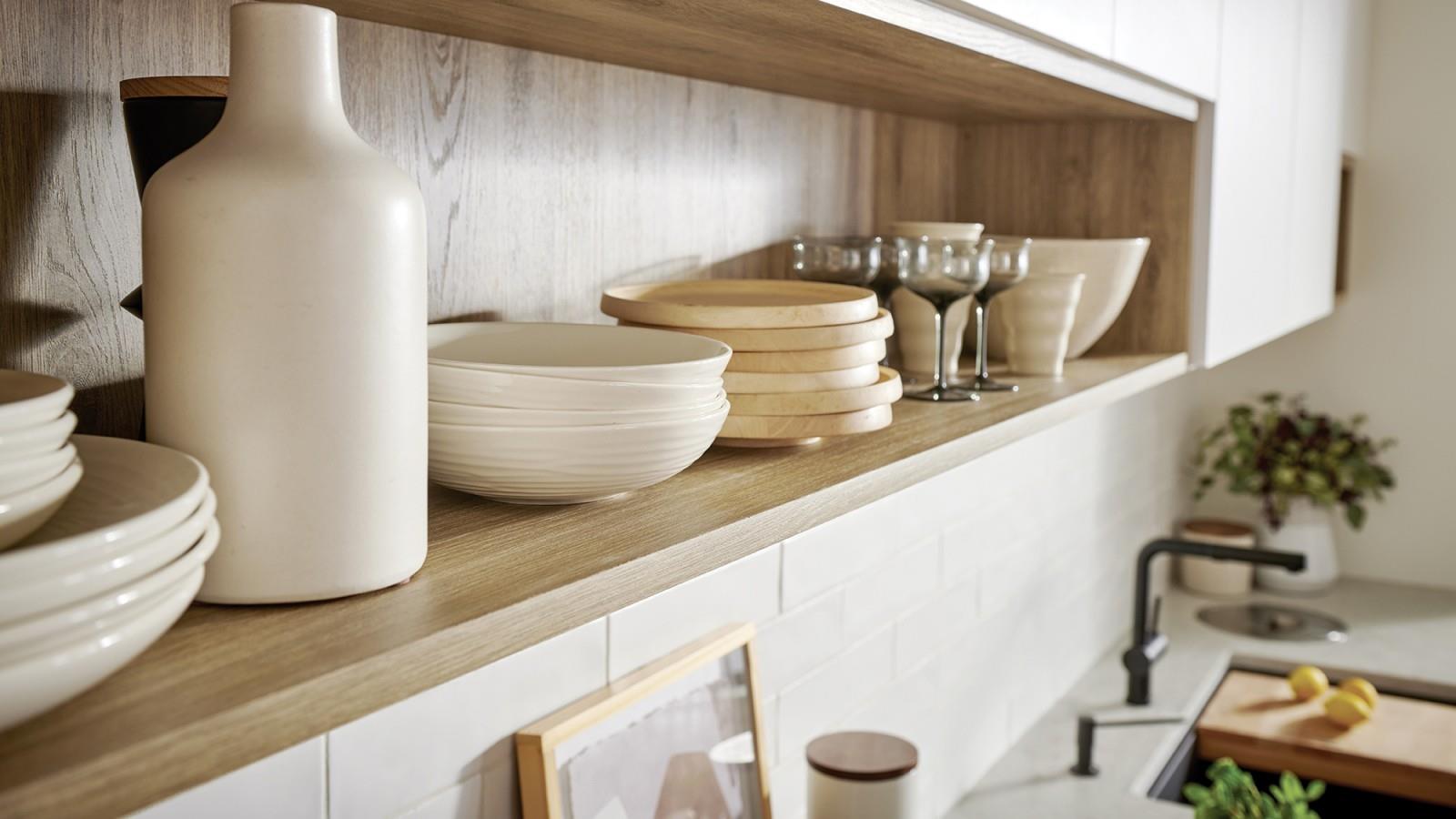 Customized White Matte Kitchen Cabinets with Spice Basket and Quartz Stone Countertop