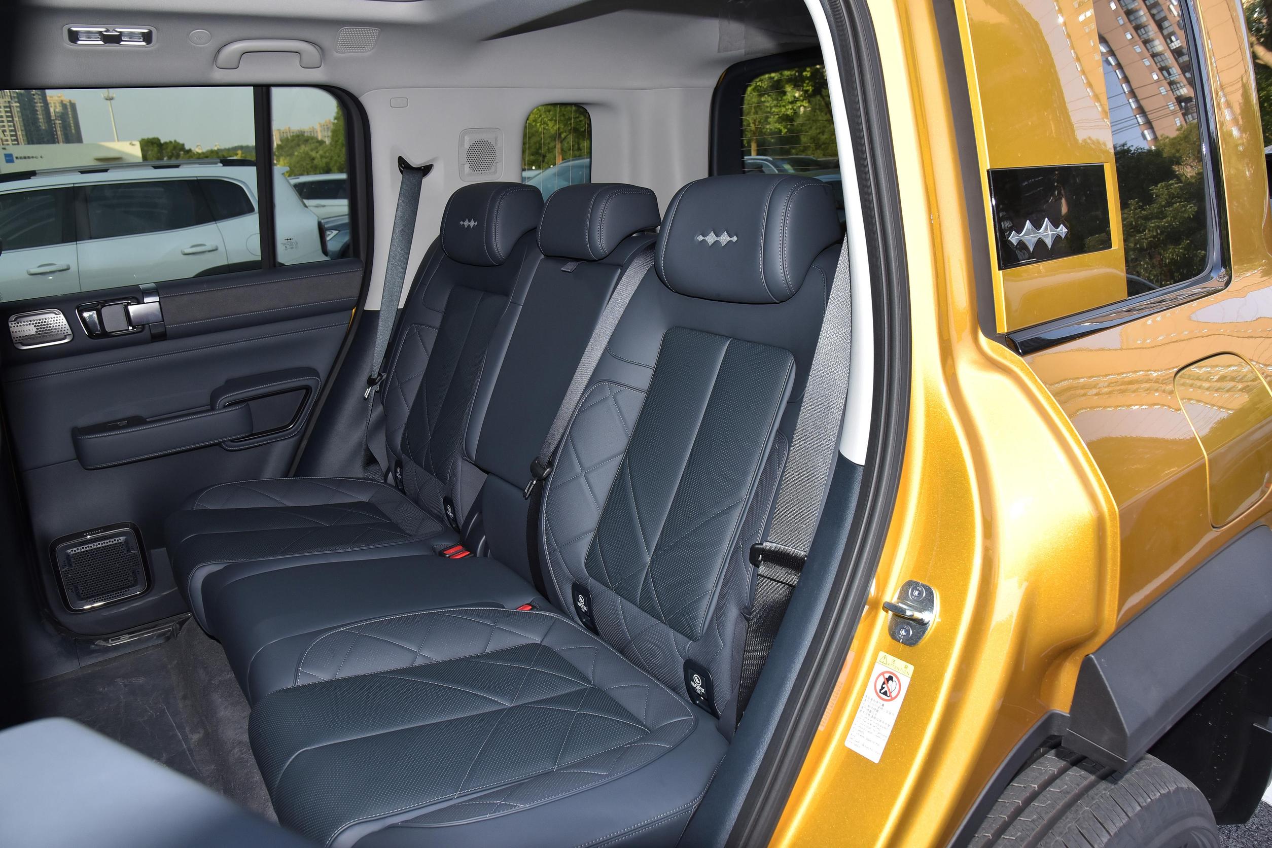 BYD Leopard 5 BAO 5 Hybrid And Fang Cheng Bao 5 Off Road Vehicle SUV 4890 X 1970 X 1920mm