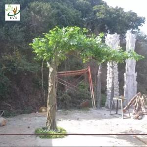 Quality UVG GRE051 best selling products factory direct green banyan artificial tree for weddings wholesale