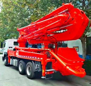 Quality 6x4 HOWO Cement Boom Truck , 37 / 39 Meter Boom Height Cement Pump Truck wholesale