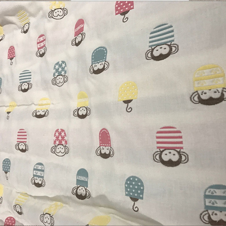 20S Dyed Yarn White Jacquard Cotton Fabric Four Layer Soft Touch