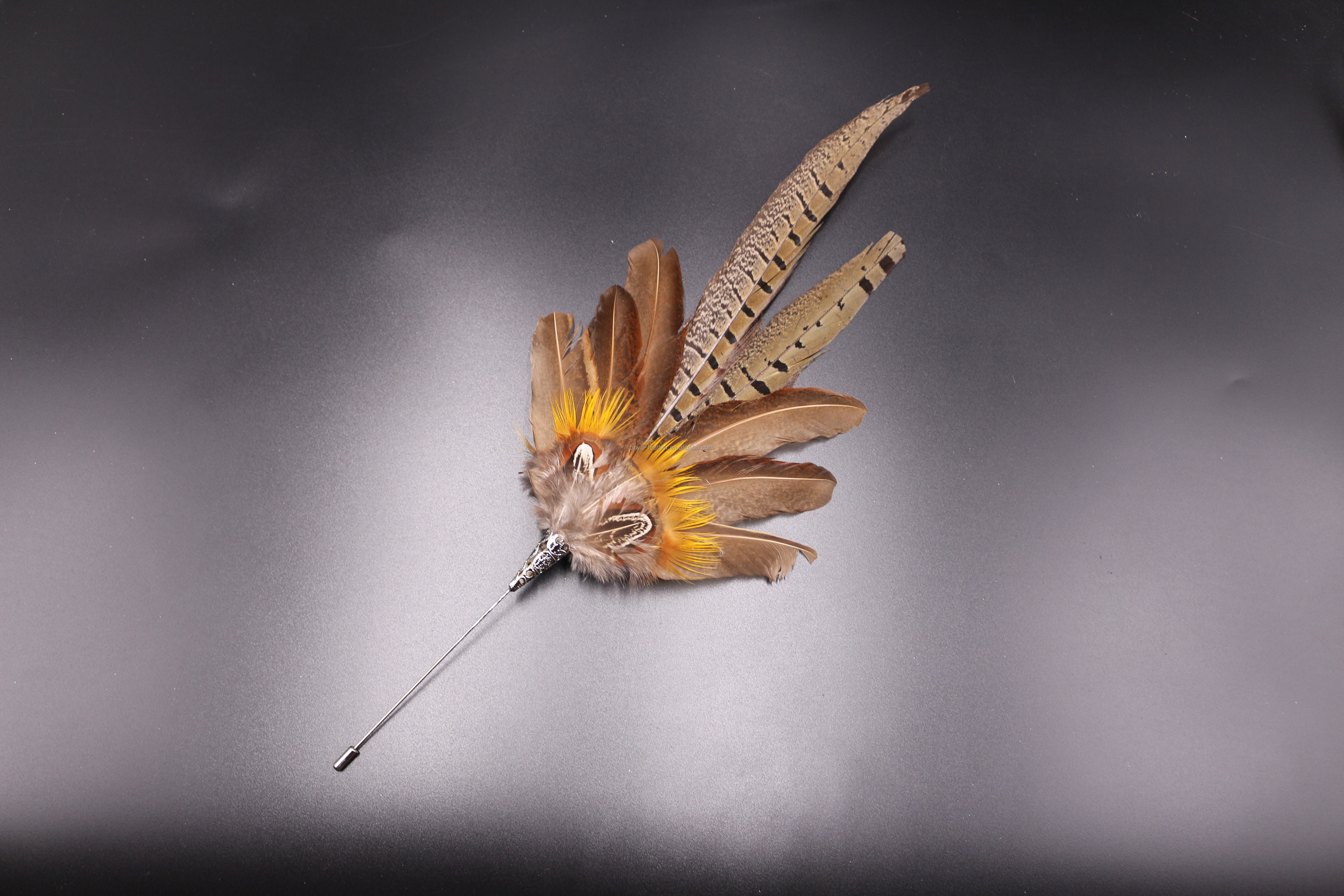 Dyed Pheasant Feather Flower Mount Brass Brooch in 10*30 cm size for fashion statement