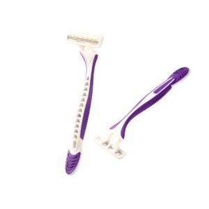 Quality Better Grip 2 Blade Disposable Razor , Anti - Drag Blades Mens Safety Razor wholesale