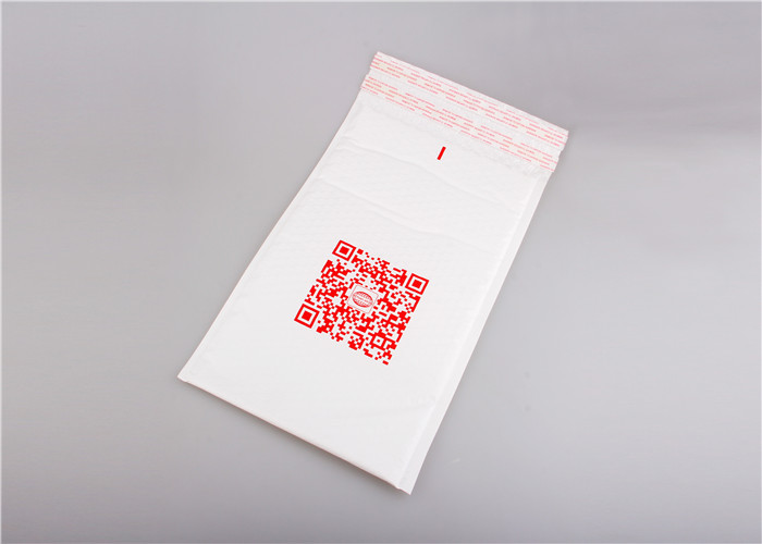 Custom Printed Poly Mailer Envelopes Padded Bubble Bags Waterproof Light Weight