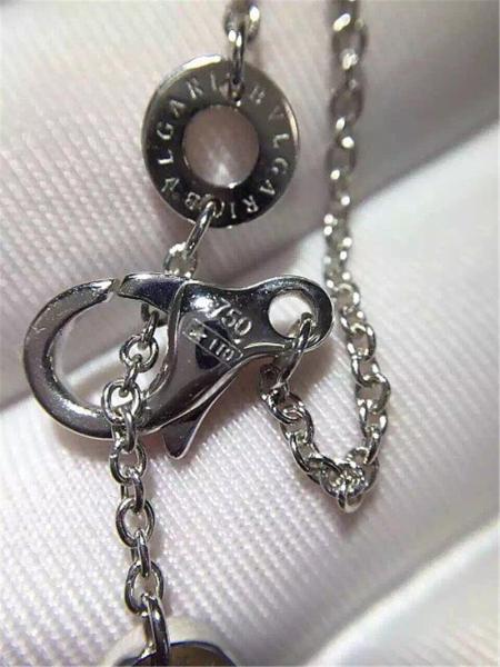 Real low price and high quality jewels B diamond necklace 18k gold diamond