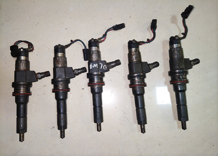 2nd Hand 6M70 Fuel Injector , Used In Diesel Engine For Excavator SY412C 0445120006