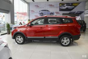 Quality Affordable Family Crossover Cars 7 Seats Gasoline Compact SUV BAIC Ruixiang X3 wholesale