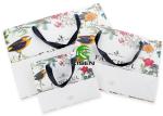 Recyclable Retail Shop Bags Customized Color / Material Printing For Boutique