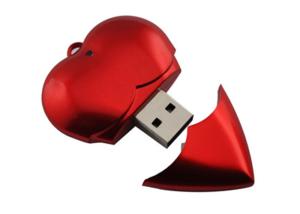 Quality Red 32g Usb Flash Drive , Heart Shaped Round Plastic Usb Flash Drive wholesale