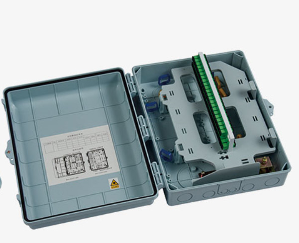 48F Ftth Fiber Optic Terminal Box Removable Door Enclosed Structure