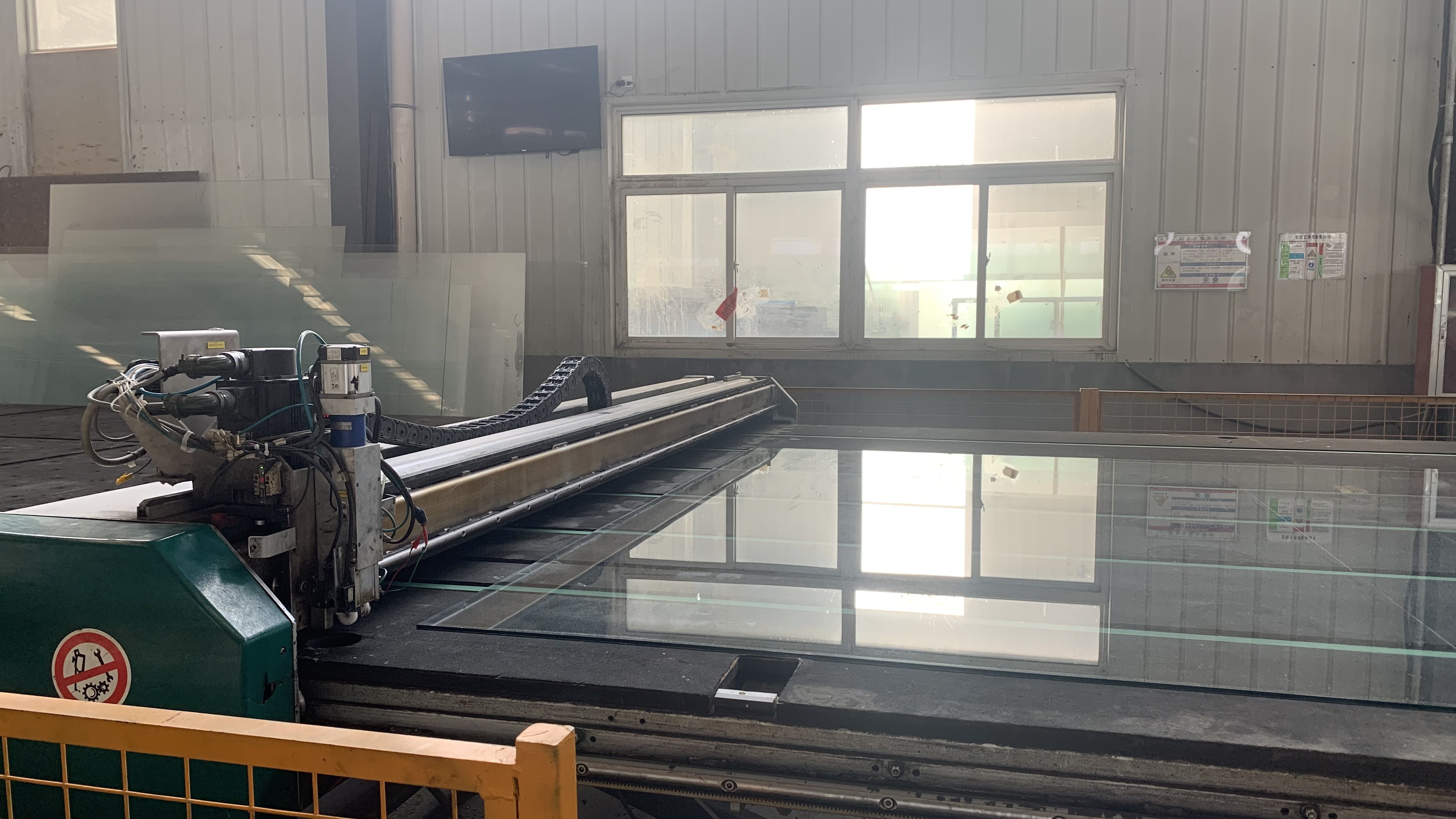 glazed glass curtain wall black