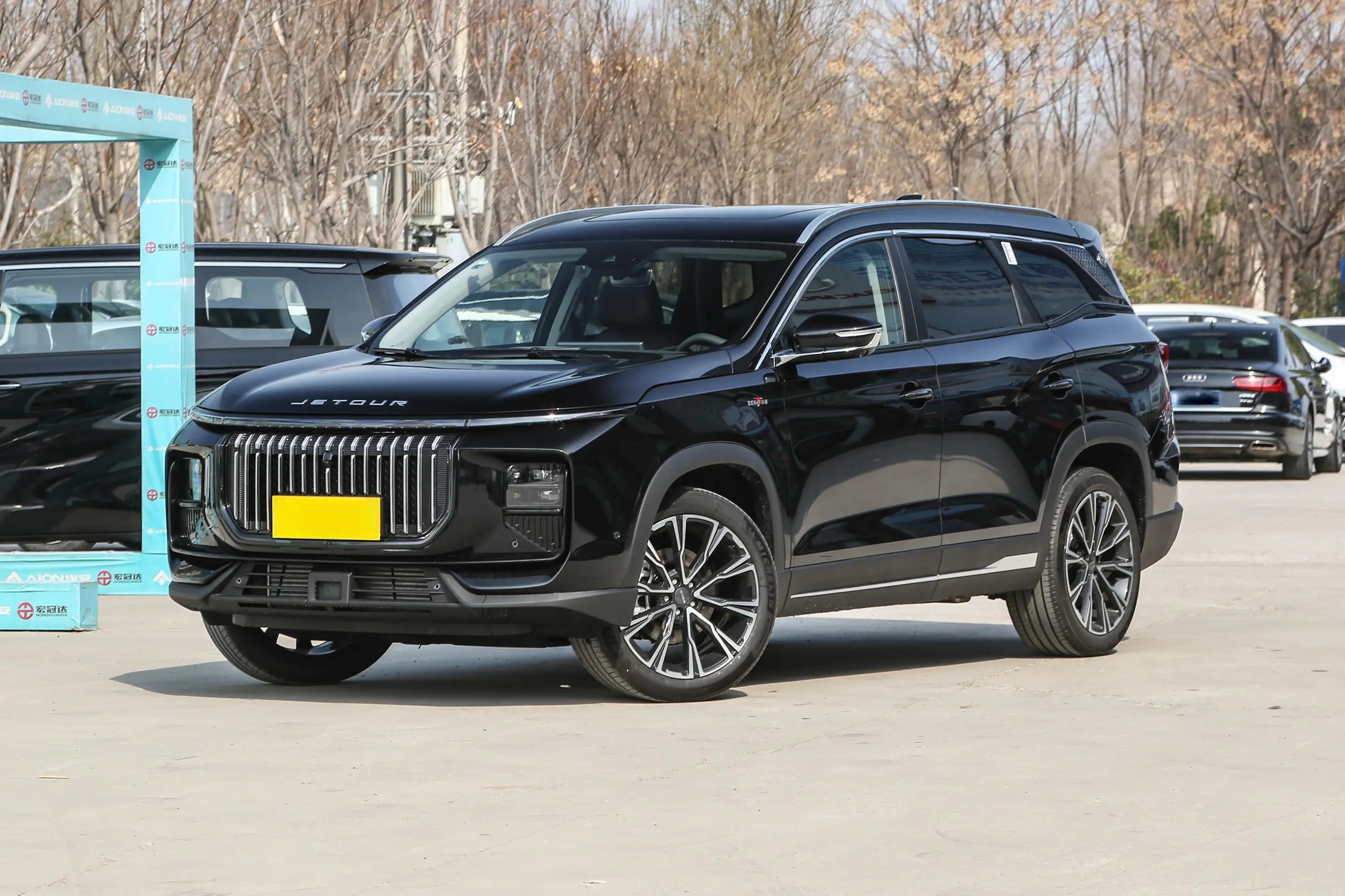 2024 Jetour X90 Pro 2.0TD DCT Edition 5/7-Seater SUV Euro VI High Energy Electric Front Window and R20 Tire Size