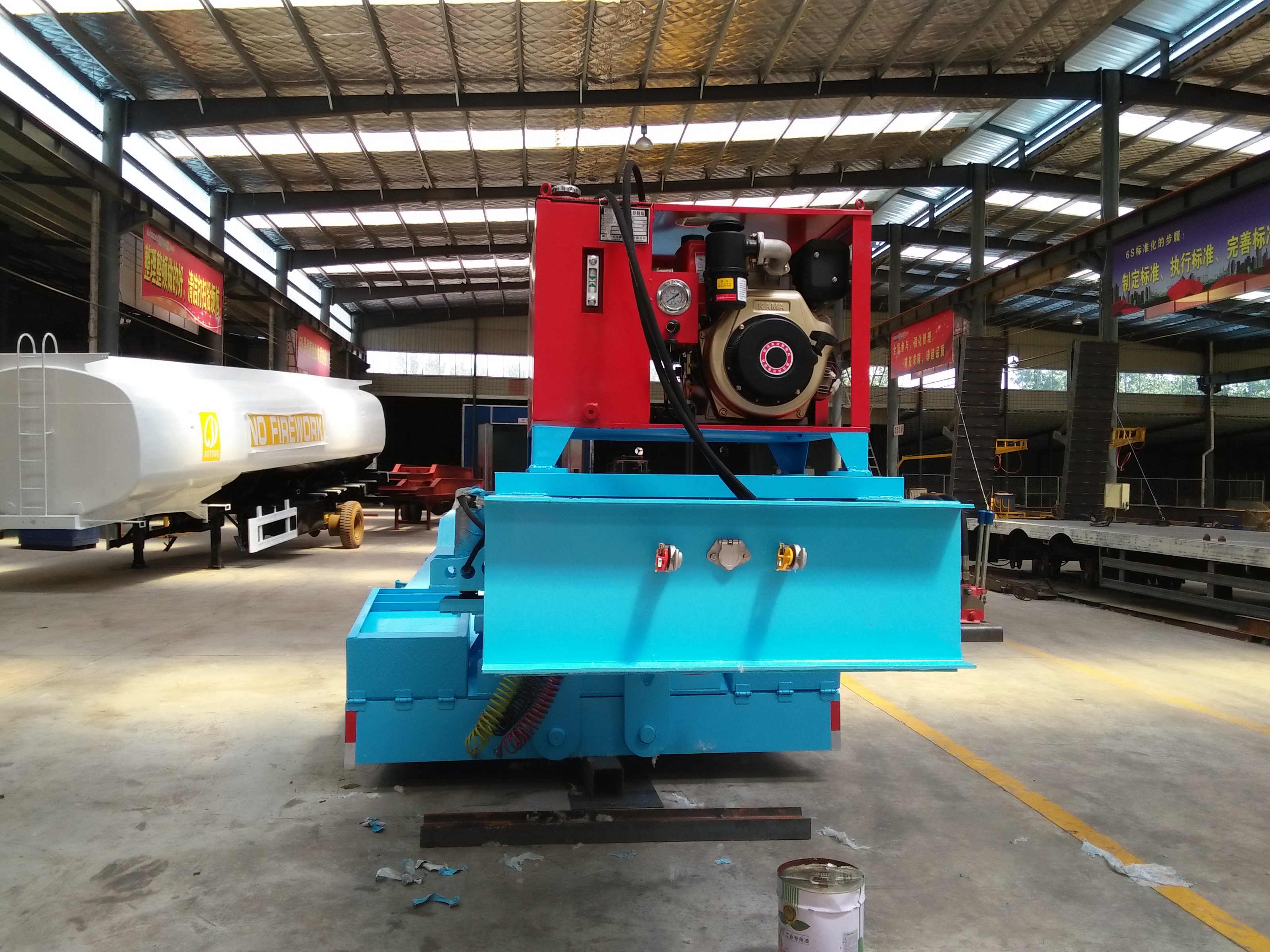 Extra Low Drop Deck Trailer Manufacture Liangshan Juyuan Special Vehicle Manufacturing Co