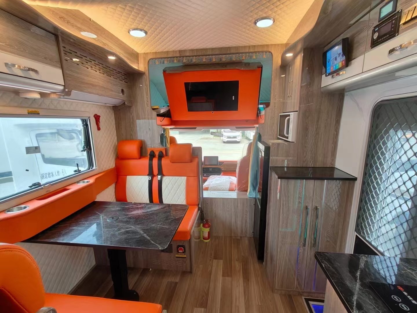 4x2 RV Caravan Van Yuejin H500 High Roof Camper Recreational Vehicle ISO