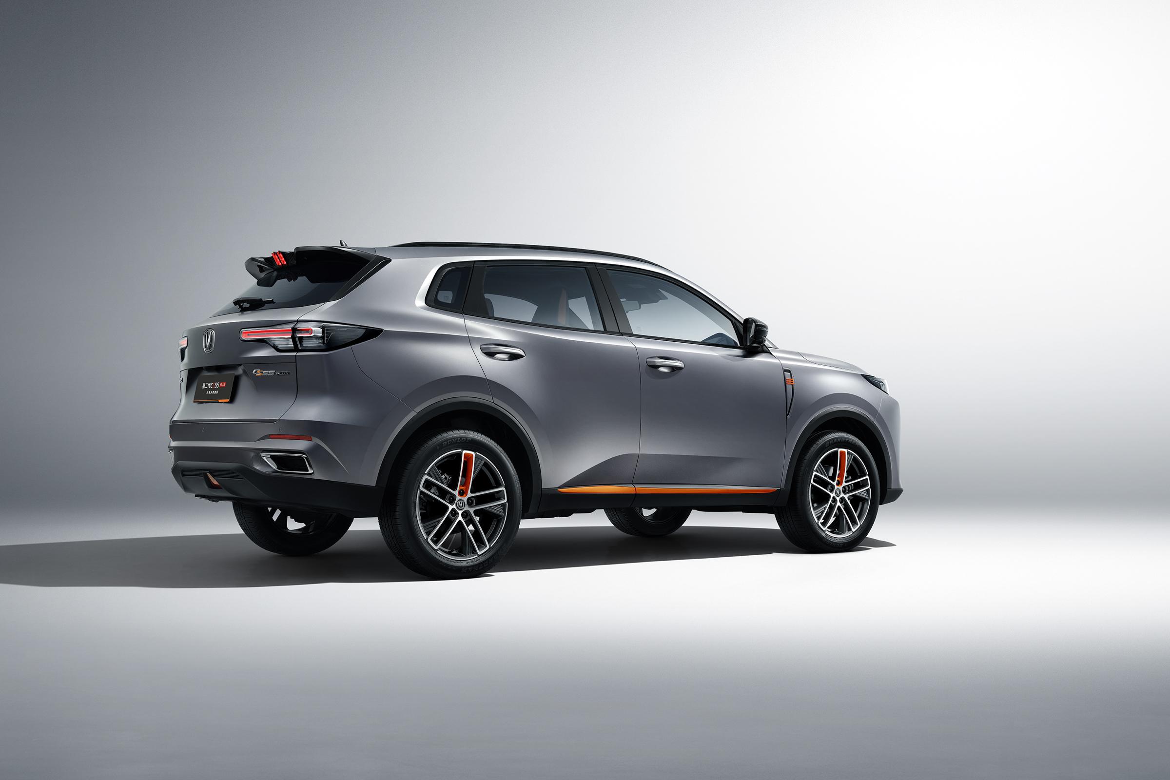 Top Sale 2024 Changan CS55 PLUS 5 Seats 1.5T Petrol SUV with Electric Adjustment Exterior Rearview Mirror