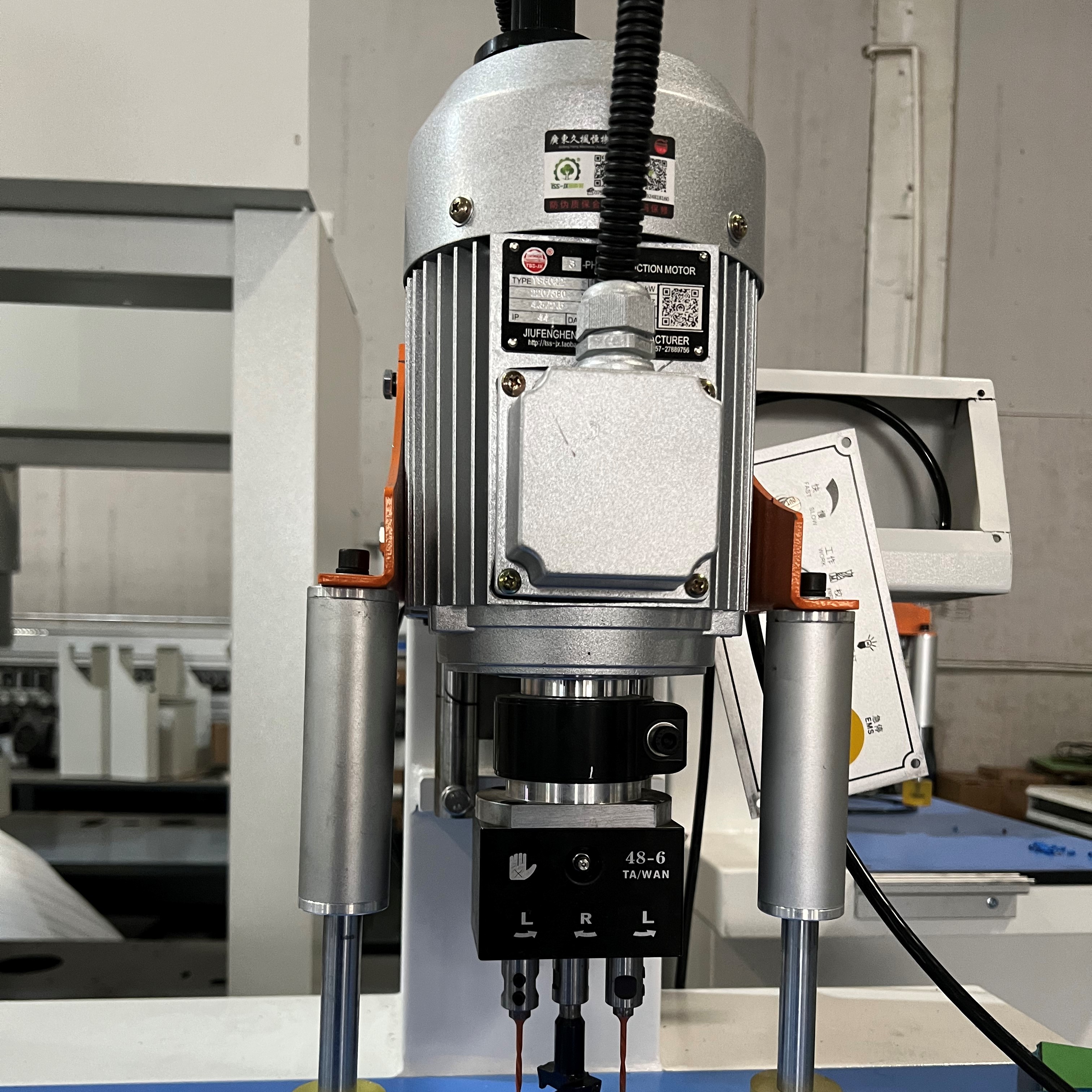 Dia 35mm Four Head Hinge Drilling Machine For Artificial Board