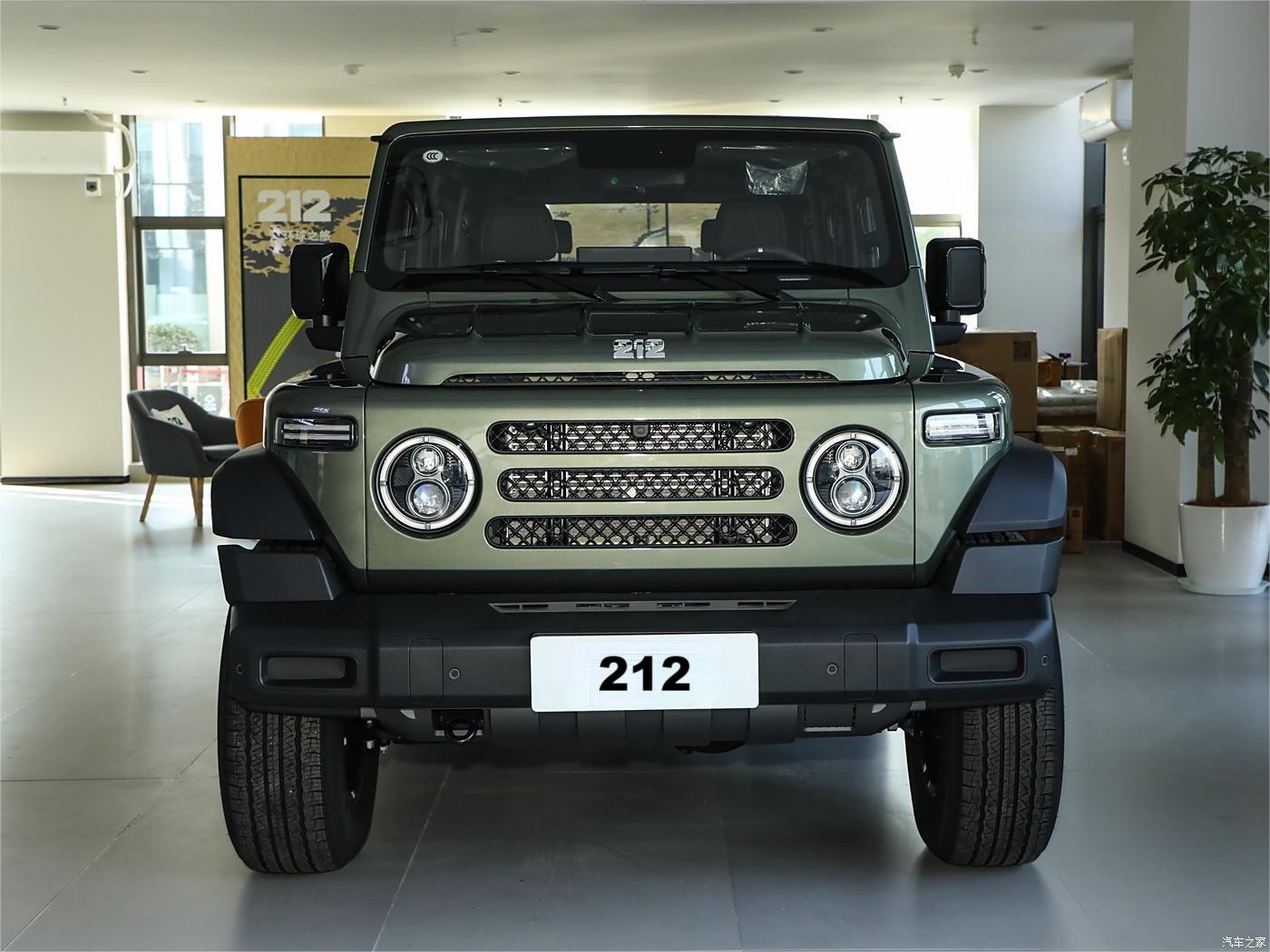 s Top Performance Gasoline Off-road SUV Baw 212 T01 4*4 with 170km/h Top Speed and Touch Screen